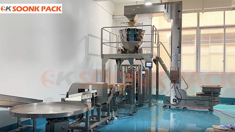 Envasadora vertical con pesadora multicabezal semiautomática 